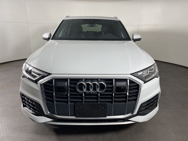 2021 Audi Q7 Premium Plus