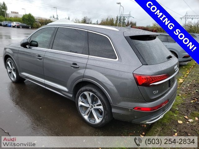 2021 Audi Q7 Premium Plus