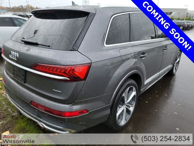 2021 Audi Q7 Premium Plus