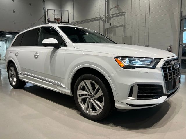 2021 Audi Q7 Premium Plus