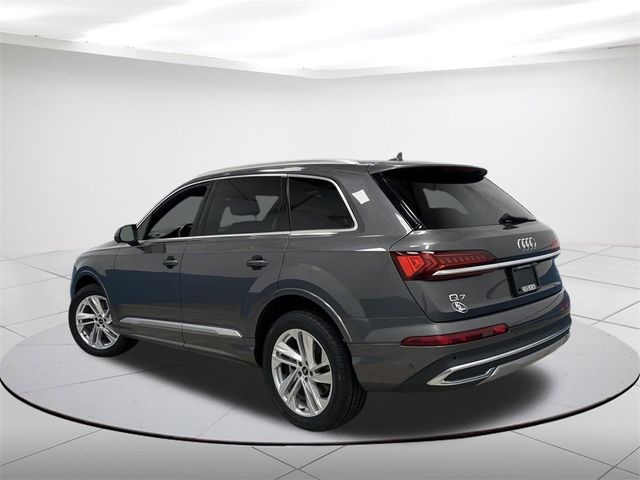 2021 Audi Q7 Premium Plus