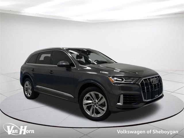 2021 Audi Q7 Premium Plus