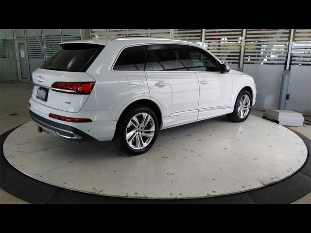 2021 Audi Q7 Premium Plus