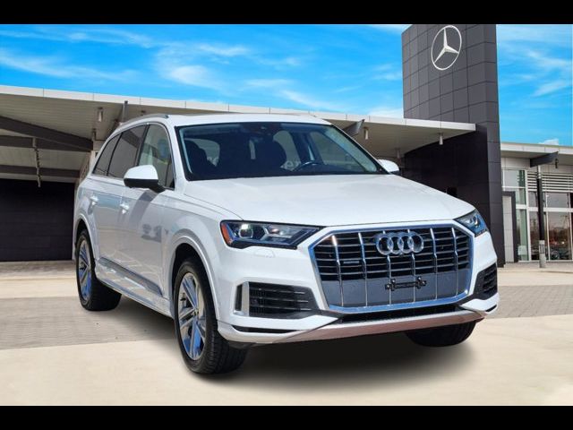 2021 Audi Q7 Premium Plus