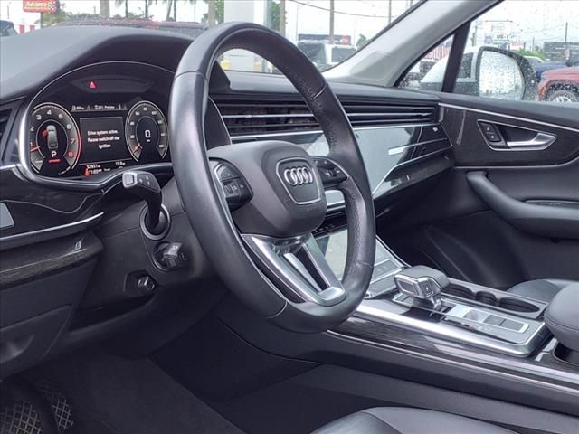 2021 Audi Q7 Premium Plus