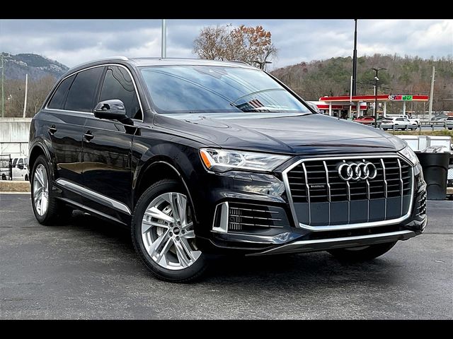 2021 Audi Q7 Premium Plus