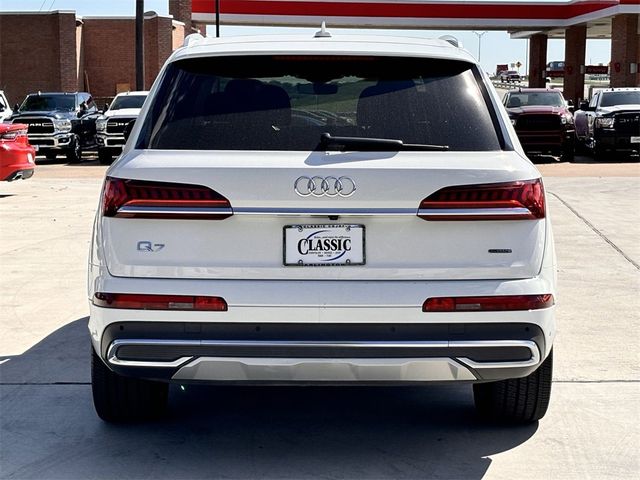 2021 Audi Q7 Premium Plus