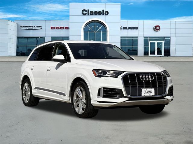 2021 Audi Q7 Premium Plus