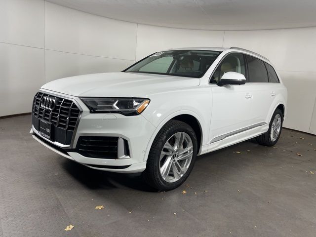 2021 Audi Q7 Premium Plus