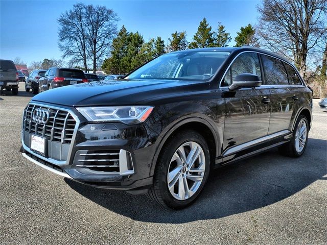 2021 Audi Q7 Premium Plus