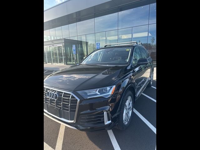 2021 Audi Q7 Premium Plus