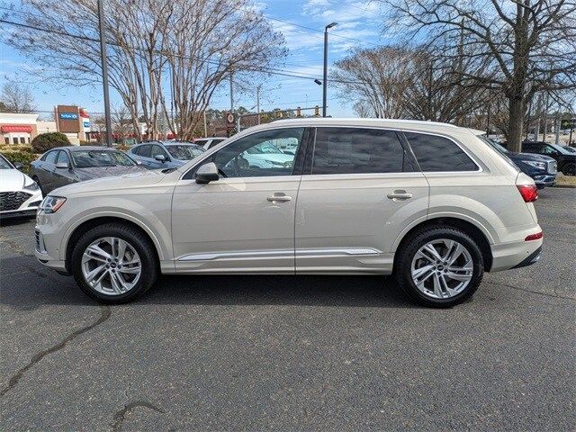 2021 Audi Q7 Premium Plus