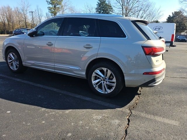 2021 Audi Q7 Premium Plus