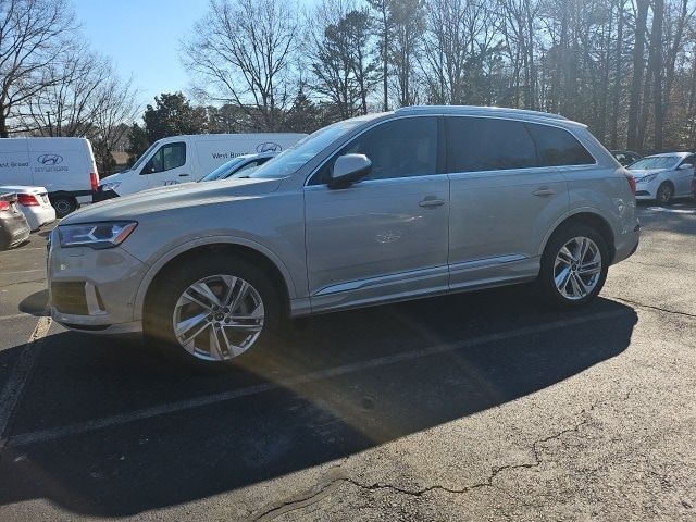 2021 Audi Q7 Premium Plus