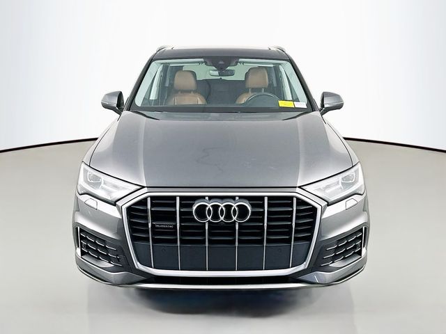 2021 Audi Q7 Premium Plus