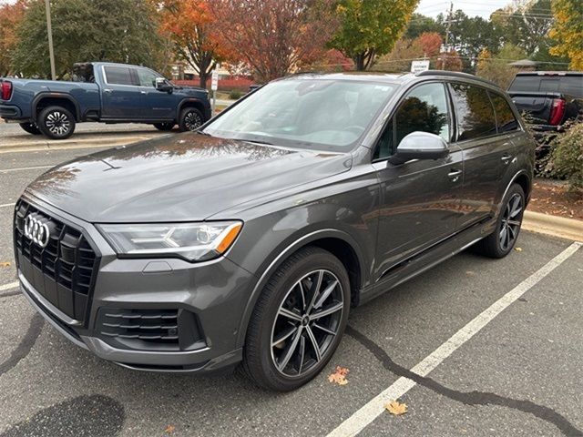 2021 Audi Q7 Premium Plus