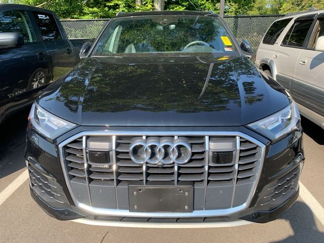 2021 Audi Q7 Premium Plus