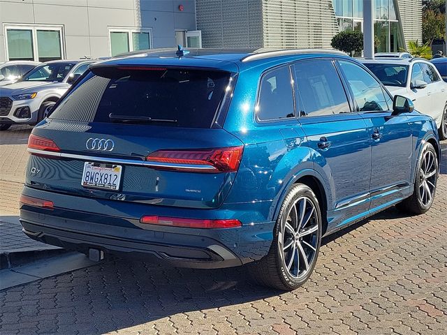 2021 Audi Q7 Premium Plus