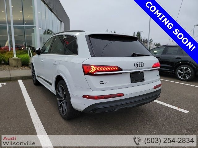 2021 Audi Q7 Premium Plus