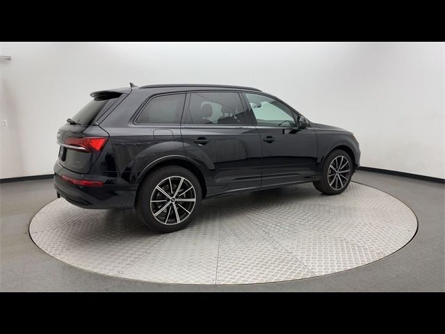 2021 Audi Q7 Premium Plus