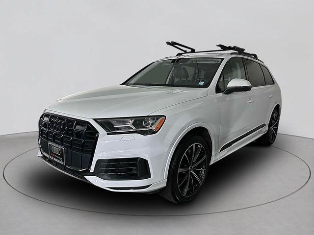 2021 Audi Q7 Premium Plus