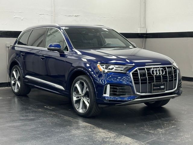 2021 Audi Q7 Premium Plus