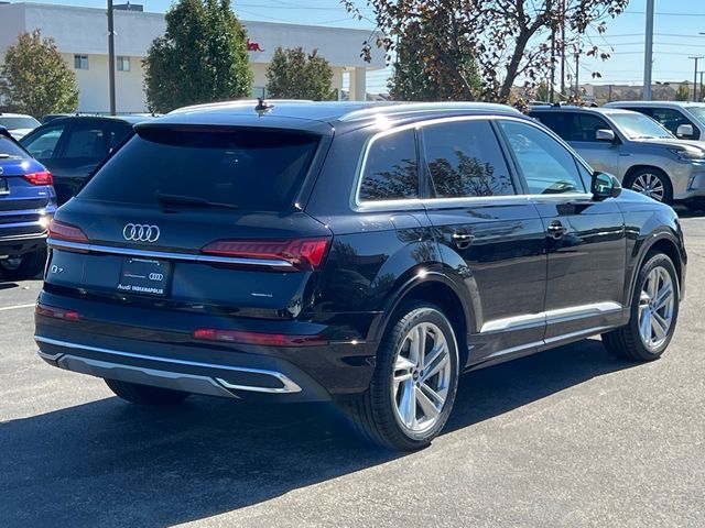 2021 Audi Q7 Premium Plus