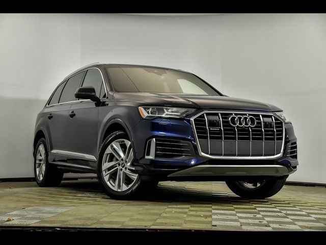 2021 Audi Q7 Premium Plus