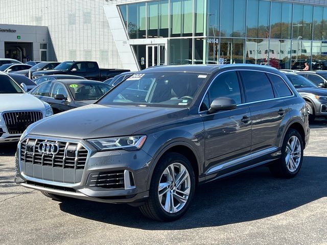 2021 Audi Q7 Premium Plus