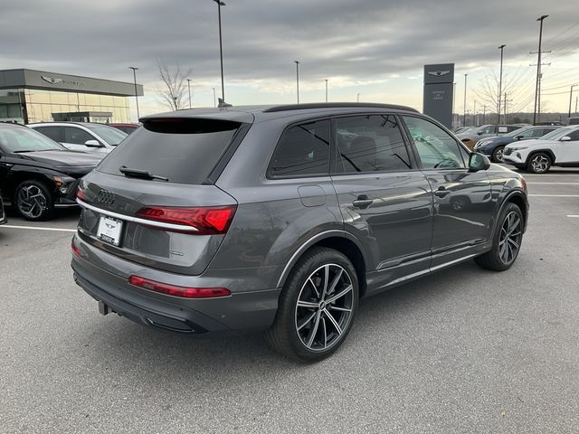 2021 Audi Q7 Premium Plus