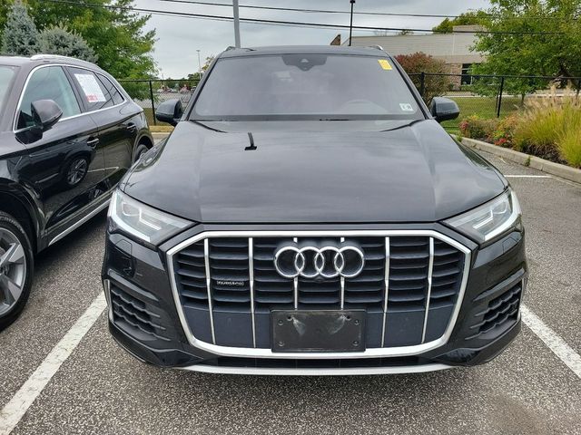 2021 Audi Q7 Premium Plus