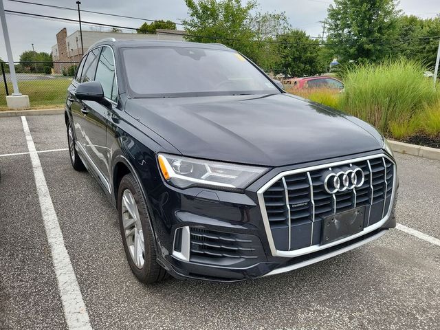 2021 Audi Q7 Premium Plus