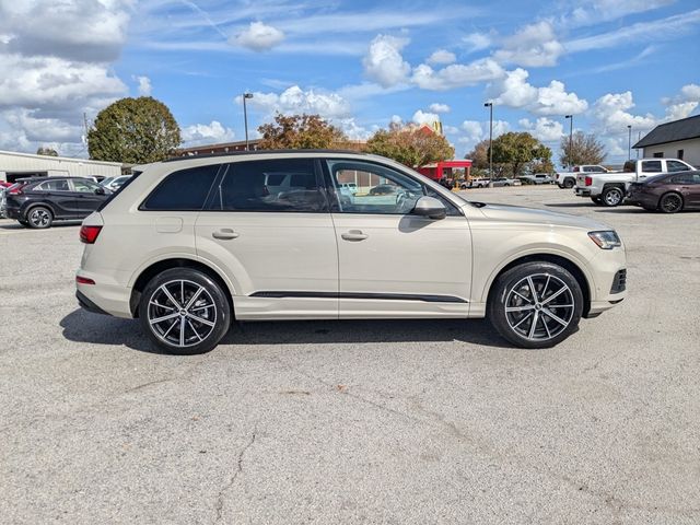 2021 Audi Q7 Premium Plus