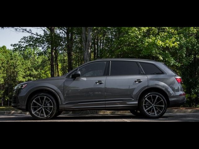 2021 Audi Q7 Premium Plus