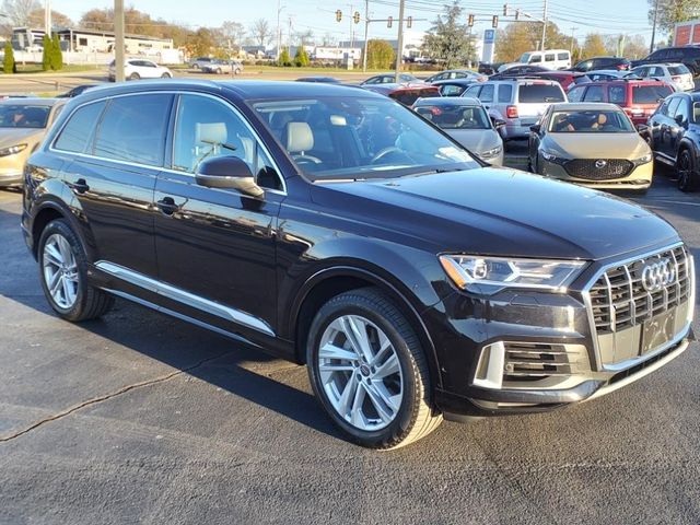 2021 Audi Q7 Premium Plus