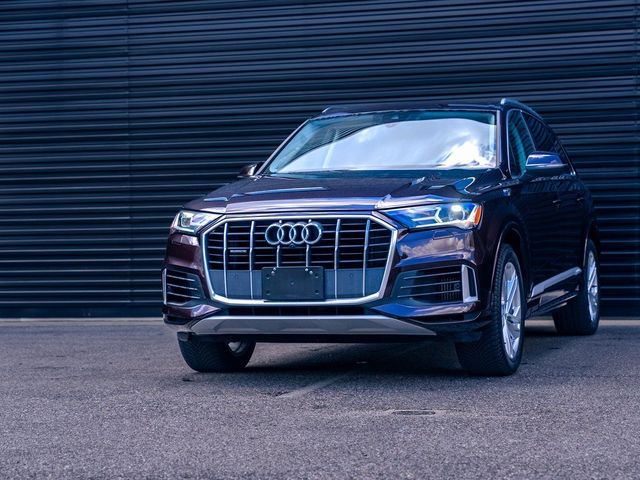 2021 Audi Q7 Premium Plus