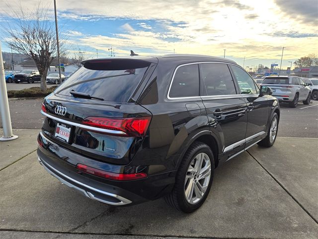 2021 Audi Q7 Premium Plus