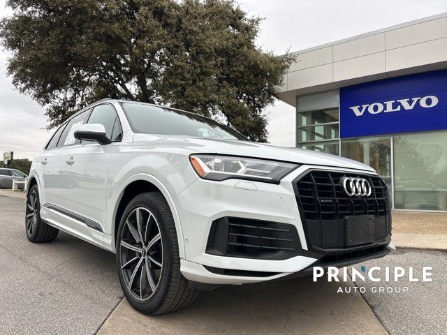 2021 Audi Q7 Premium Plus