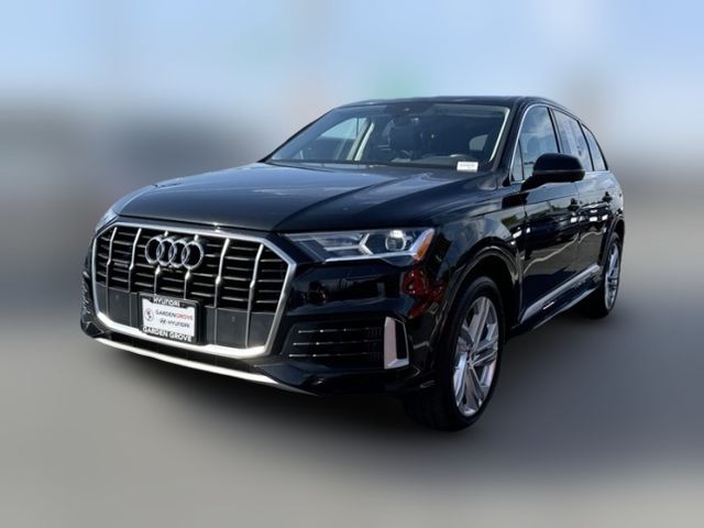 2021 Audi Q7 Premium Plus