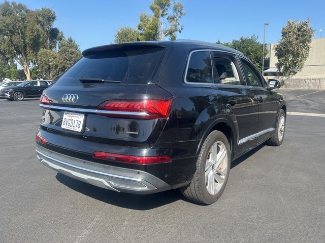 2021 Audi Q7 Premium Plus