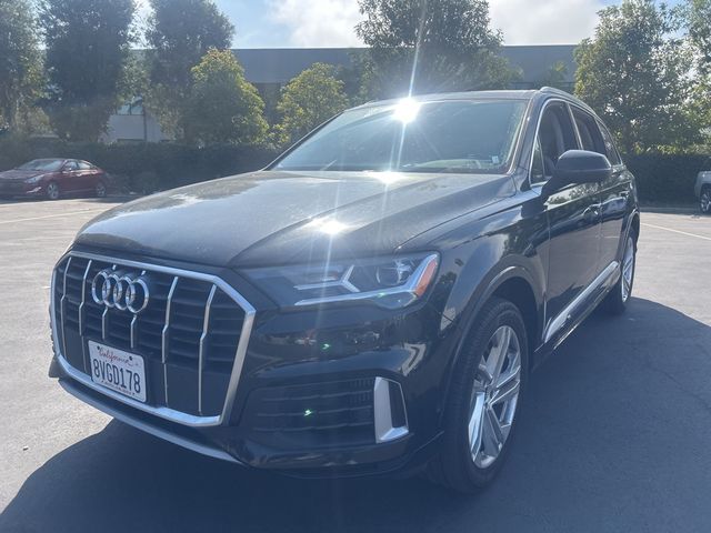 2021 Audi Q7 Premium Plus