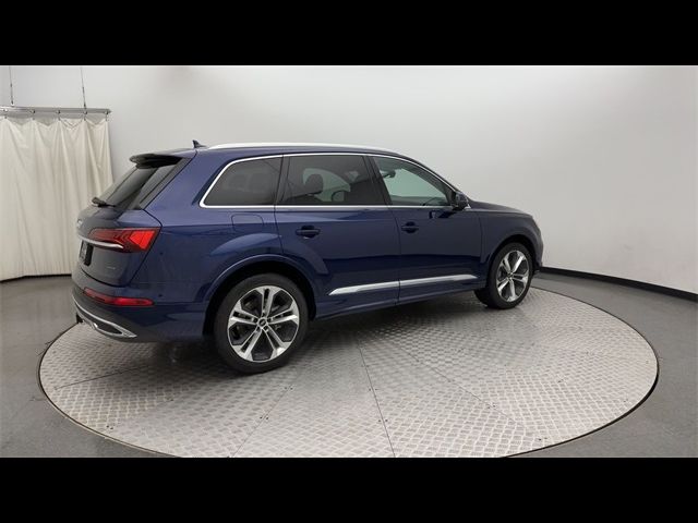 2021 Audi Q7 Premium Plus