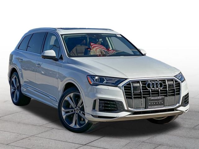 2021 Audi Q7 Premium Plus