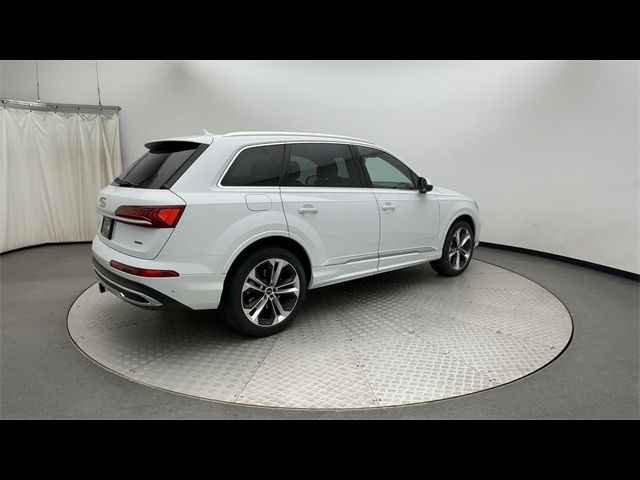 2021 Audi Q7 Premium Plus