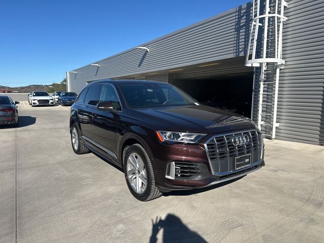 2021 Audi Q7 Premium Plus