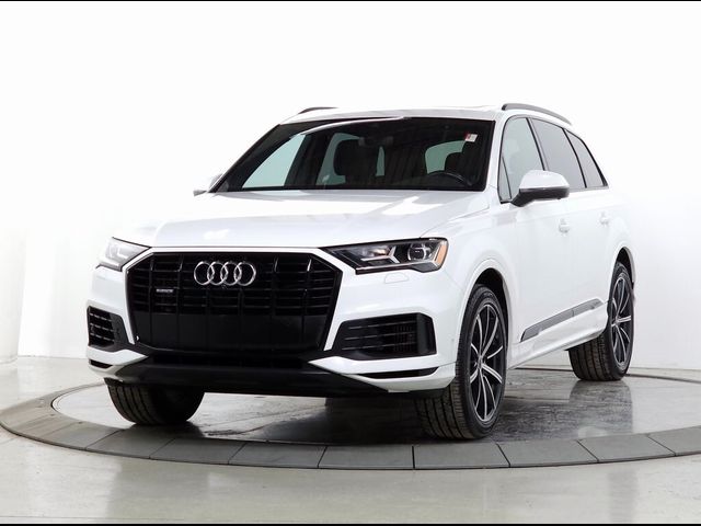 2021 Audi Q7 Premium Plus