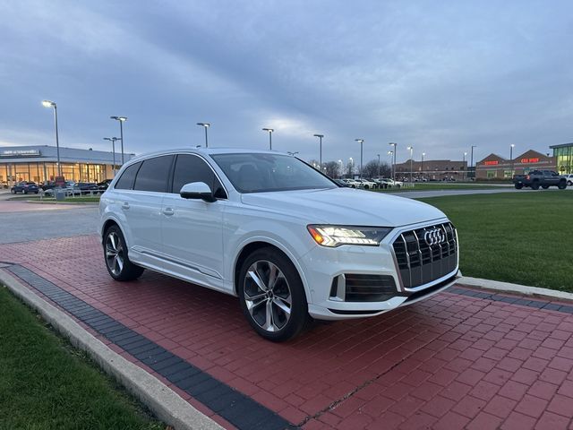 2021 Audi Q7 Prestige