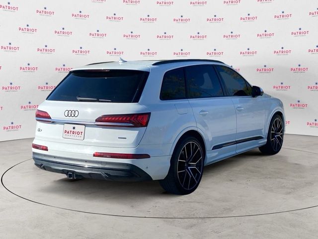 2021 Audi Q7 Prestige