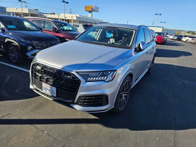 2021 Audi Q7 Prestige