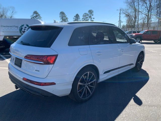 2021 Audi Q7 Prestige